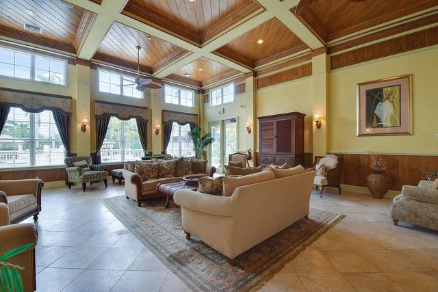 155 Galicia Way 102, Jupiter, FL 33458