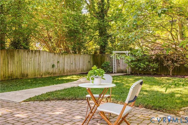 4811 Bromley Ln, Richmond, VA 23226