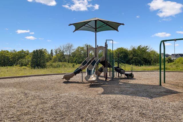 7536 Southwell Dr, College Grove, TN 37046