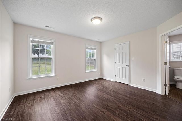1742 Spring Path Trail, Clemmons, NC 27012