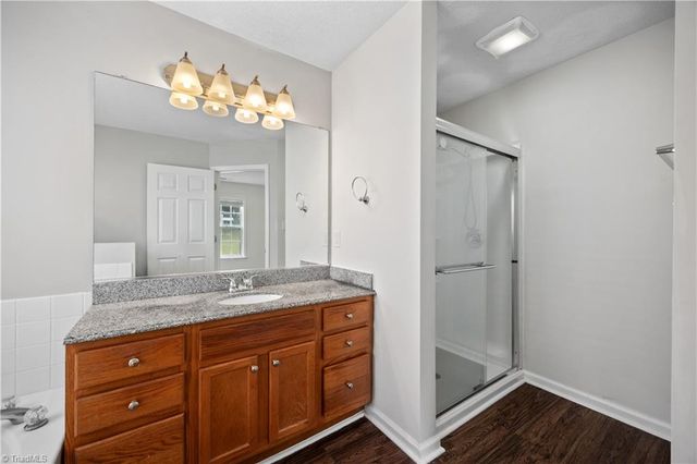 1742 Spring Path Trail, Clemmons, NC 27012