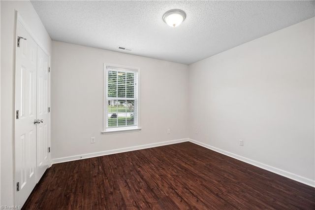 1742 Spring Path Trail, Clemmons, NC 27012