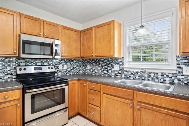 1742 Spring Path Trail, Clemmons, NC 27012
