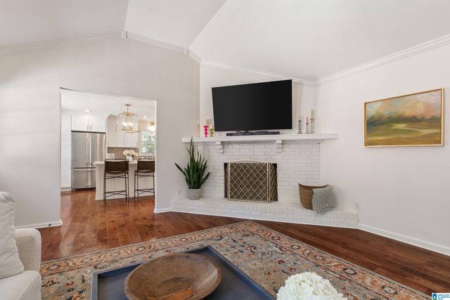 400 VESCLUB DRIVE, Vestavia Hills, AL 35216