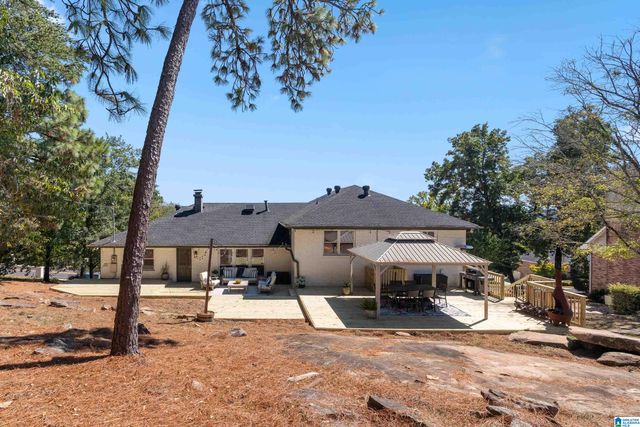 400 VESCLUB DRIVE, Vestavia Hills, AL 35216