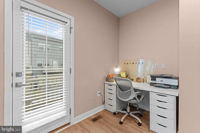 160 LYONS CREEK DR, Laurel, MD 20708