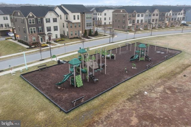 160 LYONS CREEK DR, Laurel, MD 20708