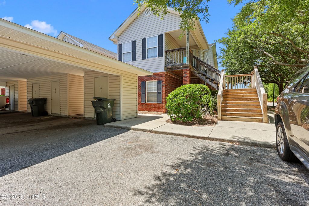 104 Red Bud Court, Brunswick, GA 31520