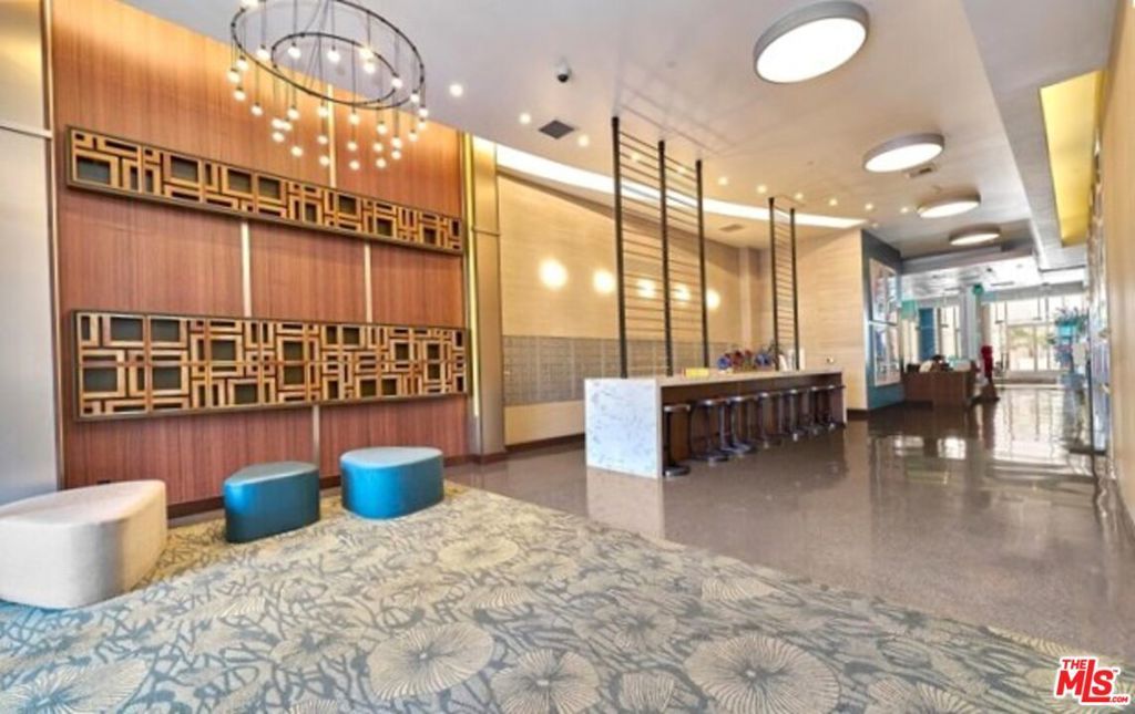 Image 29 of property listing at 3810 Wilshire Boulevard 605, Los Angeles, CA 90010