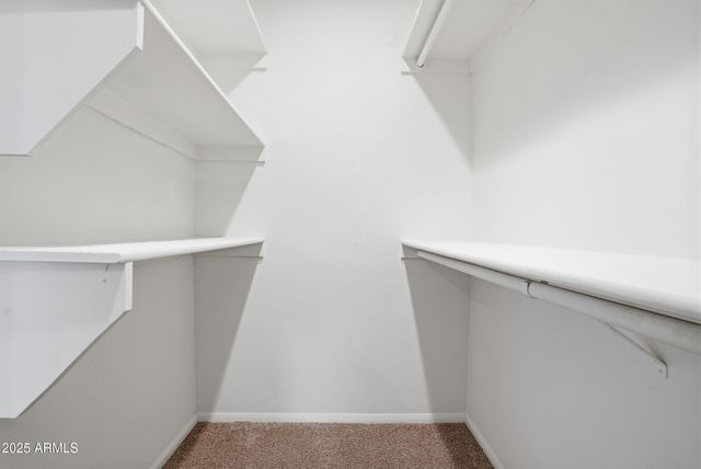 2901 W MURIEL Drive, Phoenix, AZ 85053