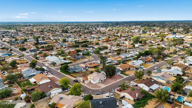 2901 W MURIEL Drive, Phoenix, AZ 85053