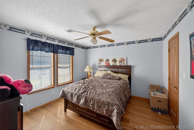 1606 Oakridge Drive, Claremore, OK 74017