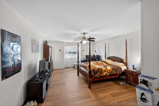 1606 Oakridge Drive, Claremore, OK 74017