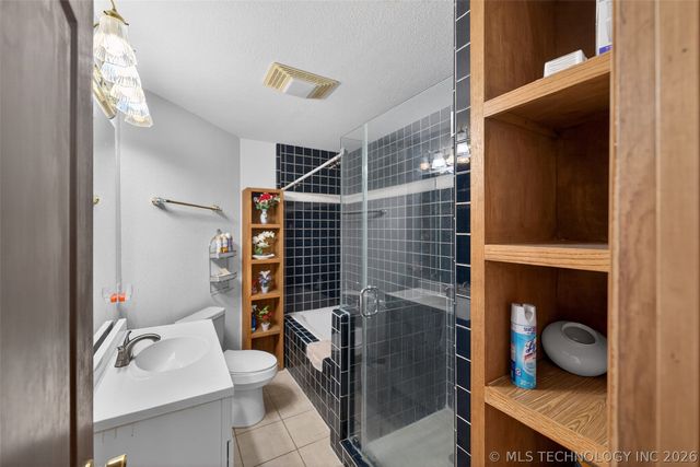 1606 Oakridge Drive, Claremore, OK 74017