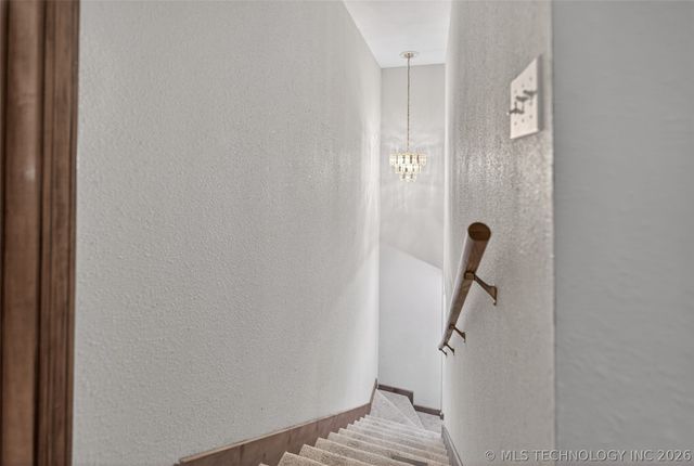 1606 Oakridge Drive, Claremore, OK 74017