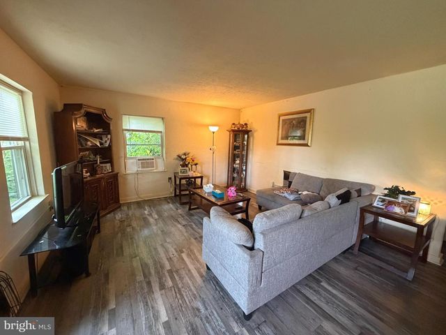187 VALLEY MILL RD, Winchester, VA 22602