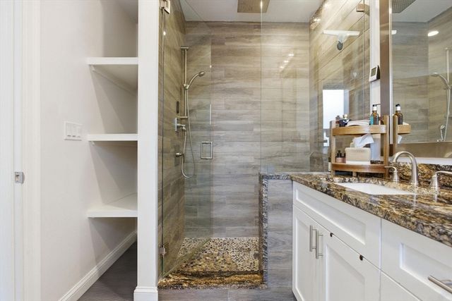 167 Putnam St PH 3, Boston, MA 02128