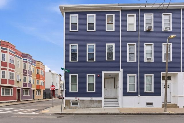 167 Putnam St PH 3, Boston, MA 02128