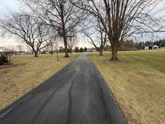 12201 Leo Road, Fort Wayne, IN 46845