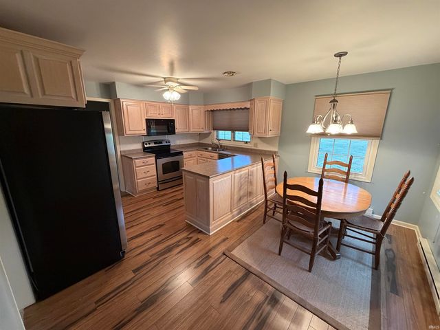 12201 Leo Road, Fort Wayne, IN 46845