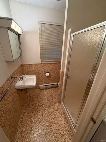 12201 Leo Road, Fort Wayne, IN 46845