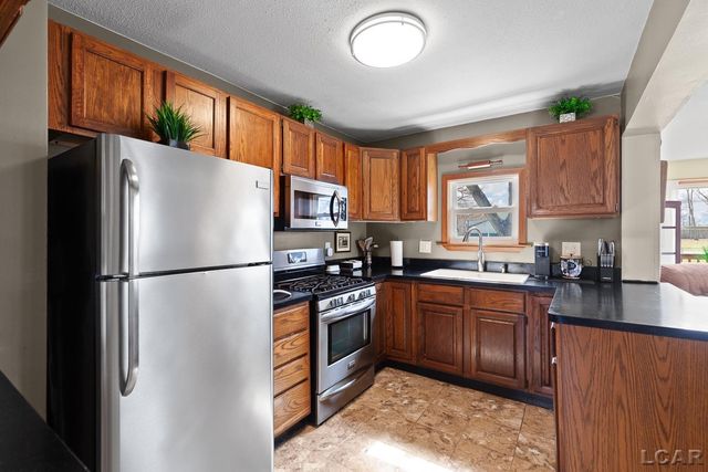 115 Bartlett Street, Clinton, MI 49236