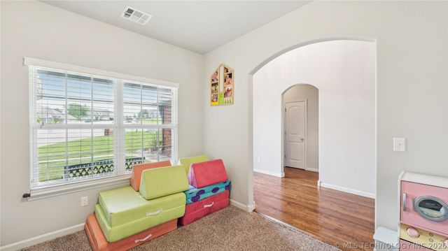 11602 S 30th West Avenue, Jenks, OK 74037