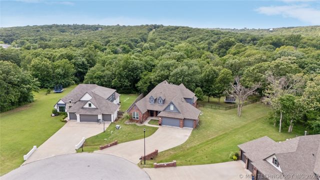 11602 S 30th West Avenue, Jenks, OK 74037