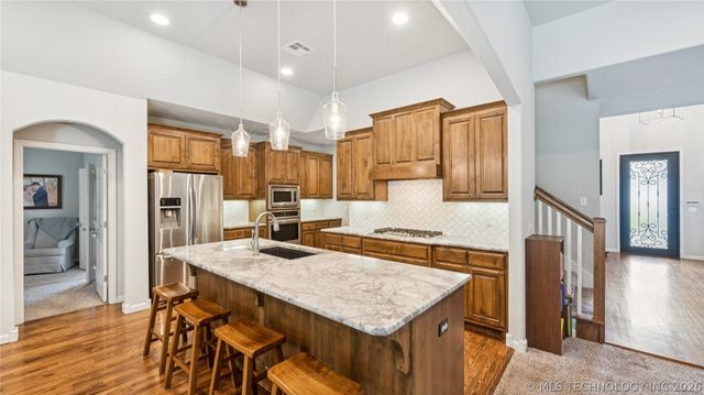 11602 S 30th West Avenue, Jenks, OK 74037