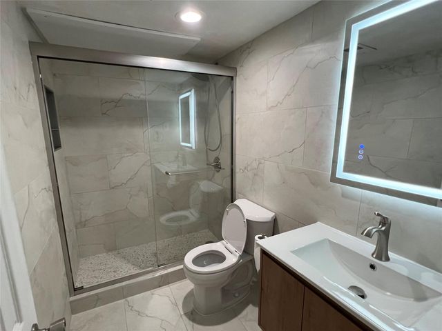 505 W 7th ST 114, Austin, TX 78701