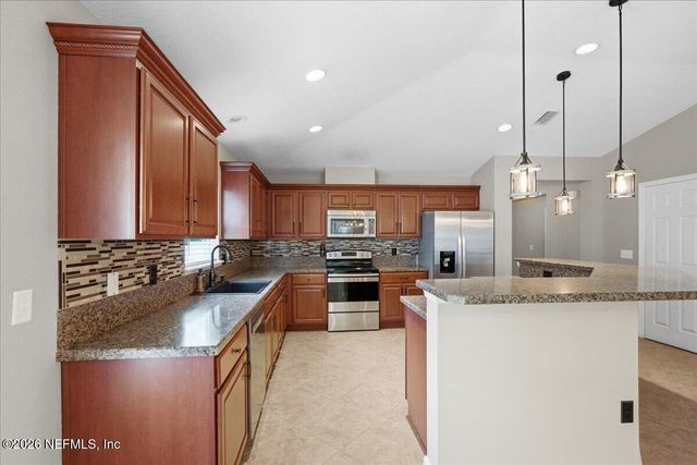 4921 CREEK BLUFF Lane, Middleburg, FL 32068