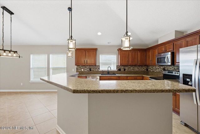 4921 CREEK BLUFF Lane, Middleburg, FL 32068