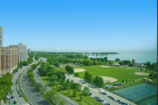 3600 N Lake Shore Drive 1217, Chicago, IL 60613