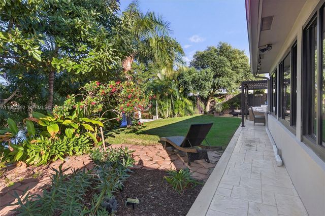 371 SE 3rd St 371, Pompano Beach, FL 33060