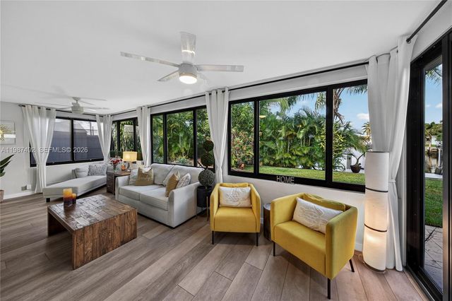 371 SE 3rd St 371, Pompano Beach, FL 33060