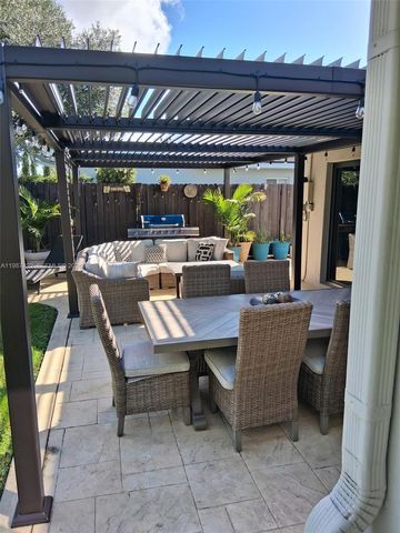 371 SE 3rd St 371, Pompano Beach, FL 33060