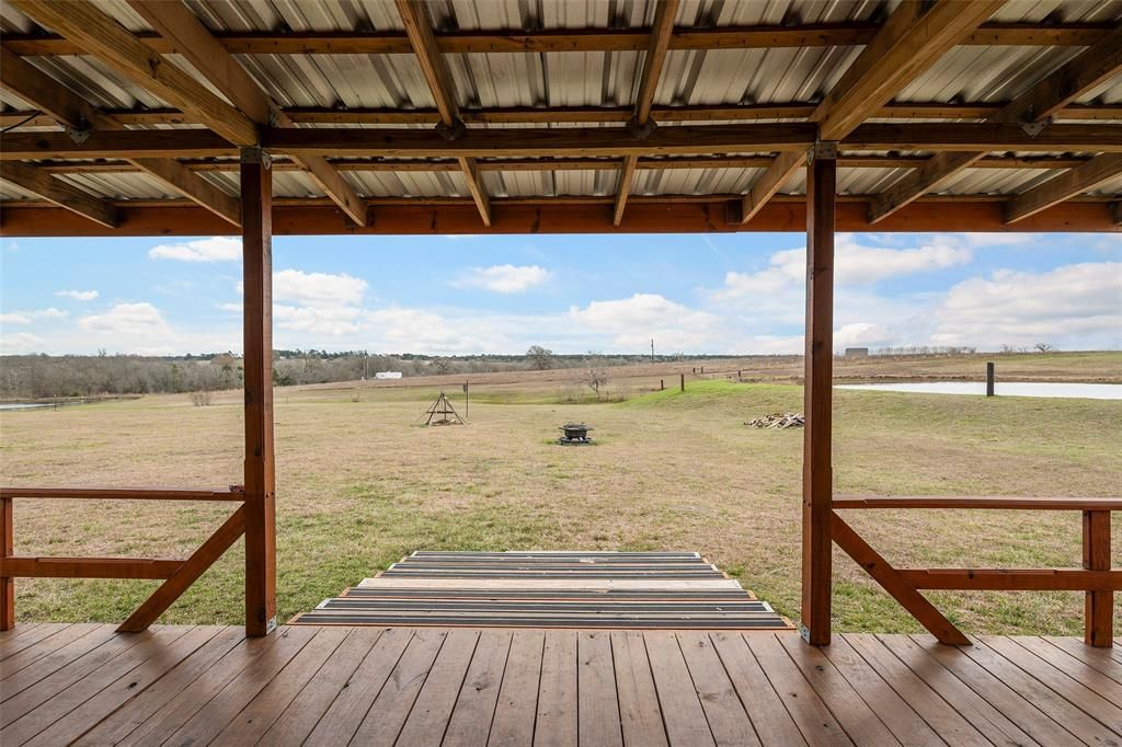 2937 County Road 210, Anderson, TX 77830