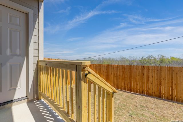 7126 Magnolia Crk Unit 101, San Antonio, TX 78252