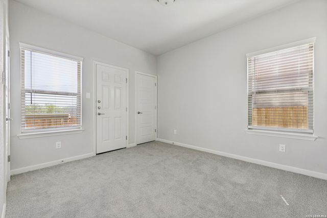 7126 Magnolia Crk Unit 101, San Antonio, TX 78252