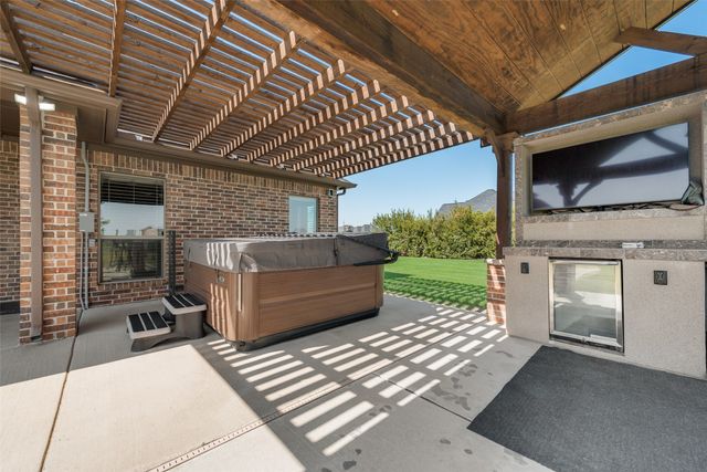 2921 Alamosa Drive, Terrell, TX 75160