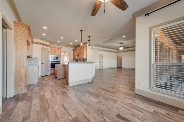 2921 Alamosa Drive, Terrell, TX 75160