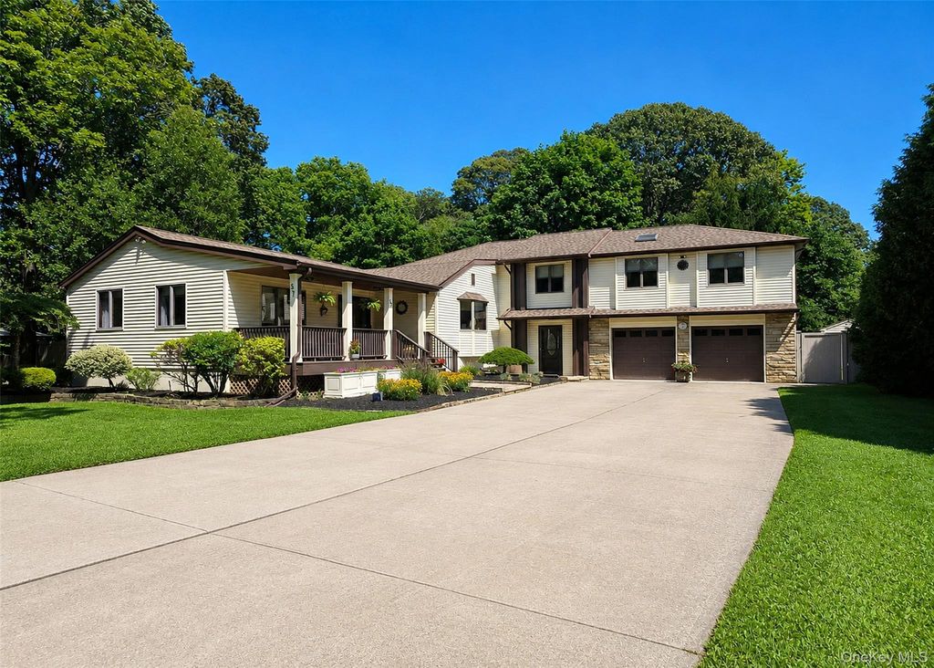 57 Wellington Road, Middle Island, NY 11953 — exterior