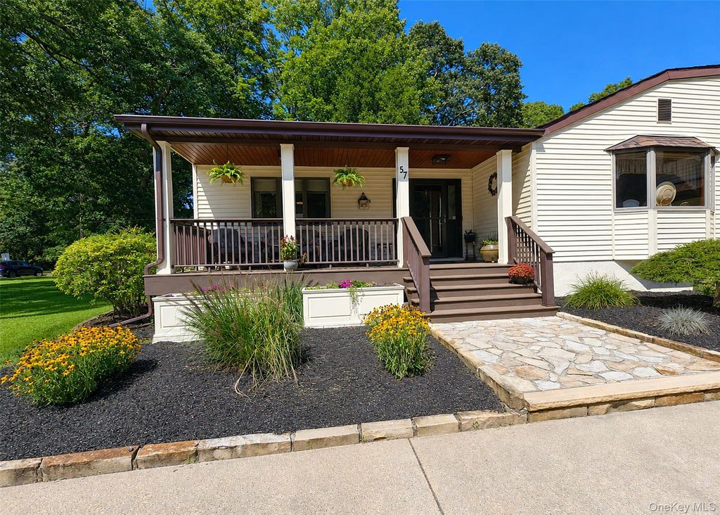 57 Wellington Road, Middle Island, NY 11953 — photo 3