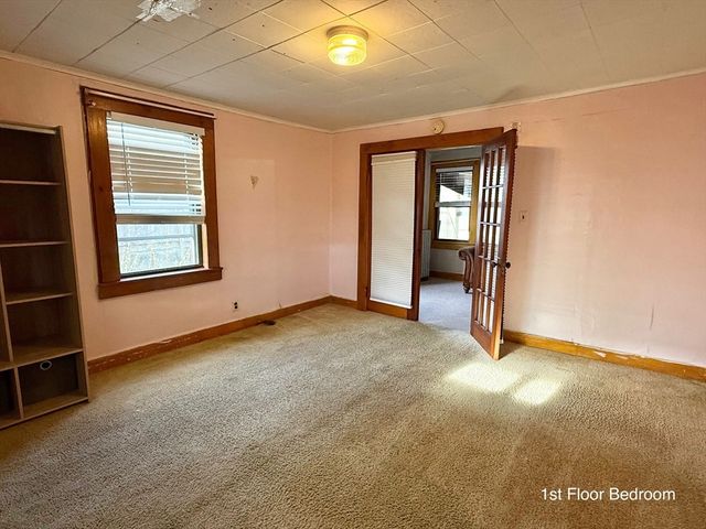 26 Wintworth St., Chicopee, MA 01013
