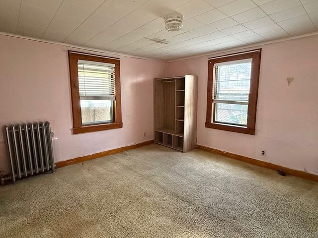 26 Wintworth St., Chicopee, MA 01013