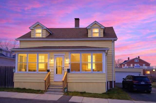 26 Wintworth St., Chicopee, MA 01013
