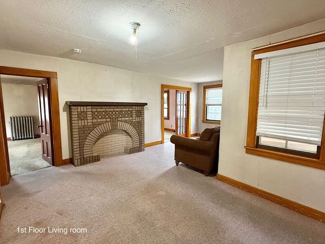 26 Wintworth St., Chicopee, MA 01013
