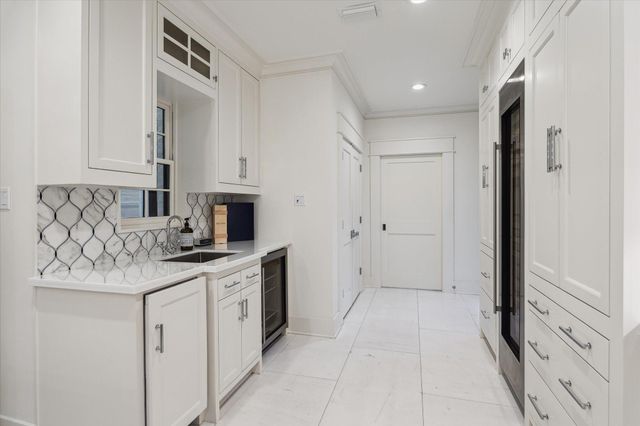 1702 South Boulevard, Houston, TX 77098