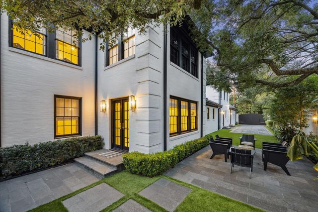 1702 South Boulevard, Houston, TX 77098