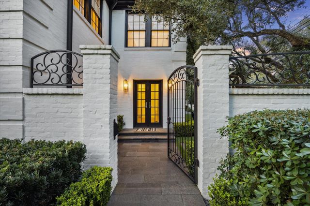 1702 South Boulevard, Houston, TX 77098